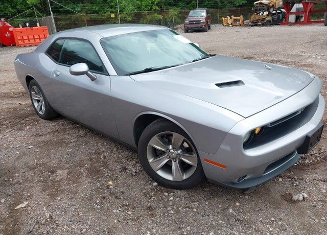 2017 DODGE Challenger