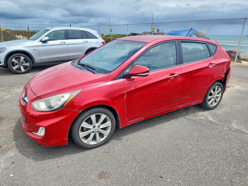 2013 HYUNDAI Accent