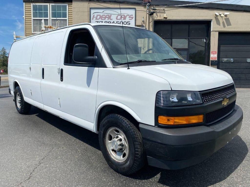 2019 CHEVROLET Express