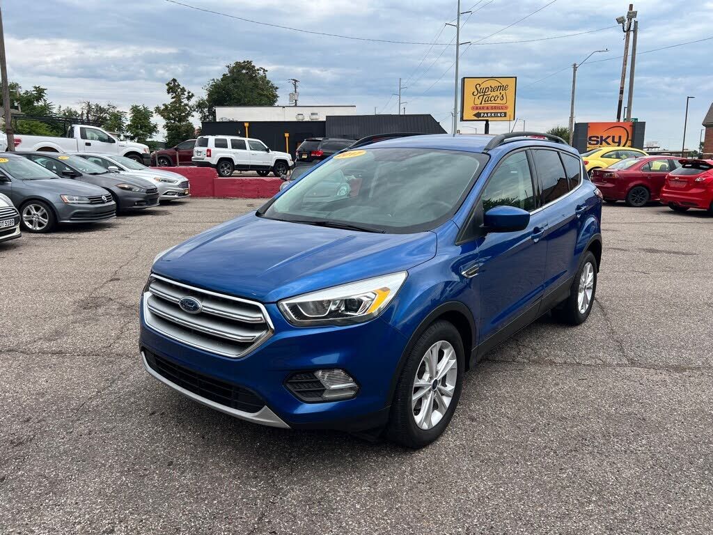 2017 FORD Escape