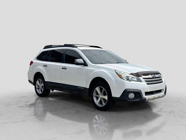 2013 SUBARU Outback
