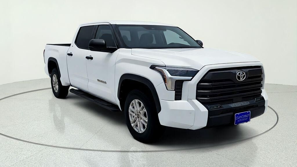 2023 TOYOTA Tundra
