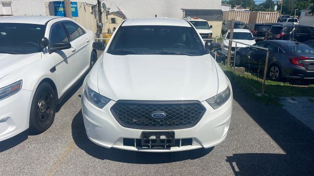 2015 FORD Taurus