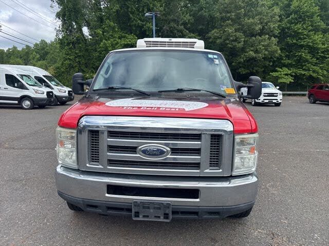 2012 FORD E-350