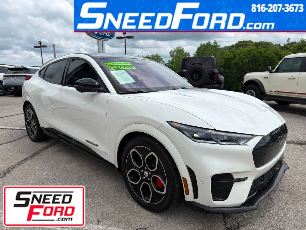 2022 FORD Mach-E