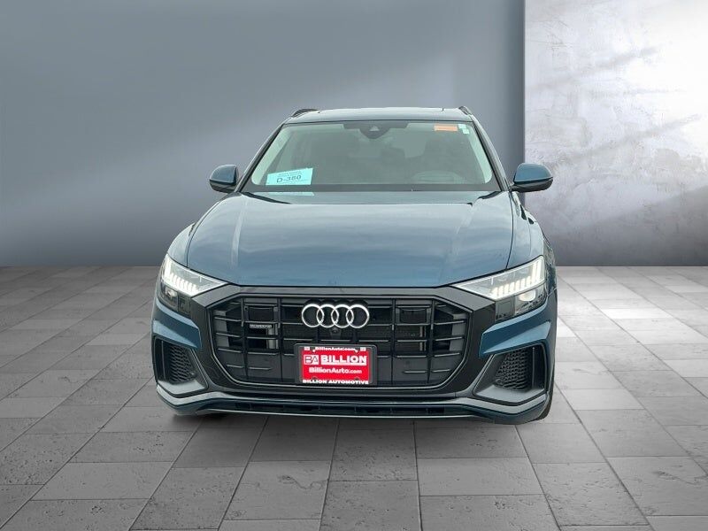 2022 Audi Q8