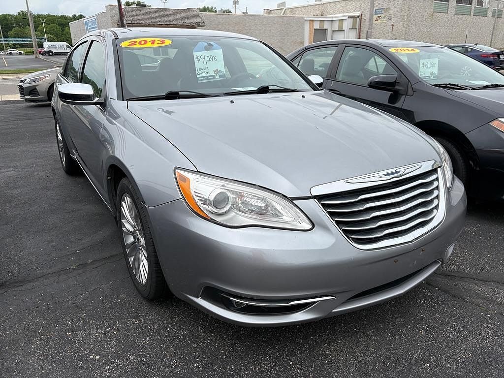 2013 CHRYSLER 200
