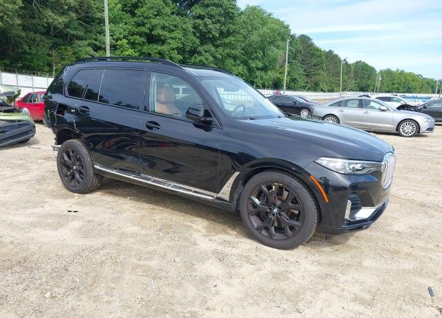 2022 BMW X7