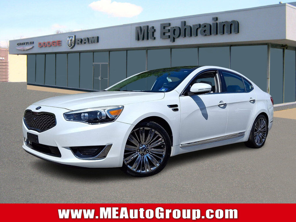 2016 KIA Cadenza