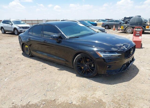 2024 VOLVO S60