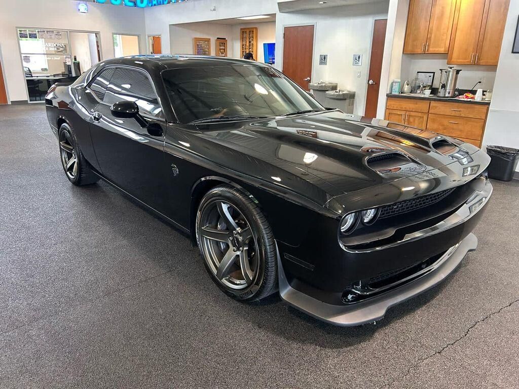 2022 DODGE Challenger