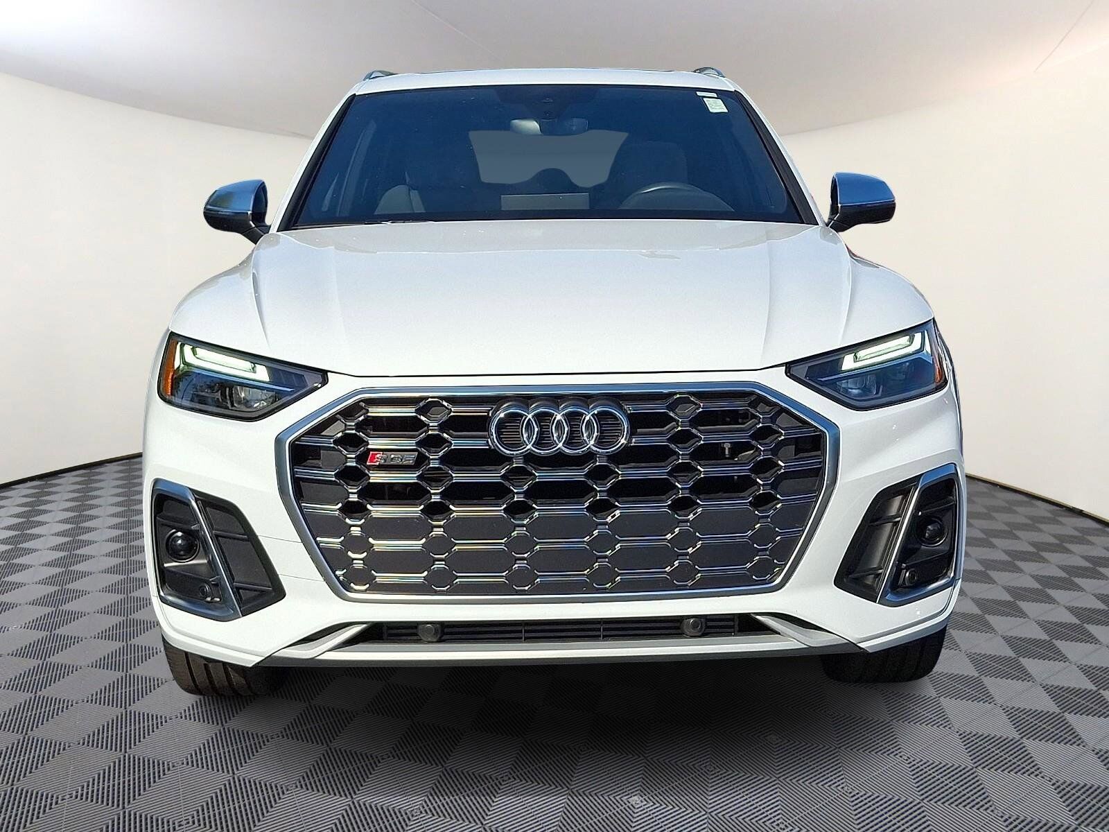 2024 Audi SQ5