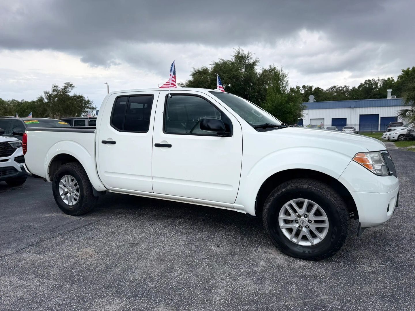 2017 NISSAN Frontier