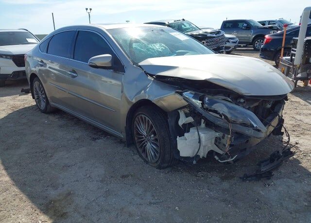 2016 TOYOTA Avalon