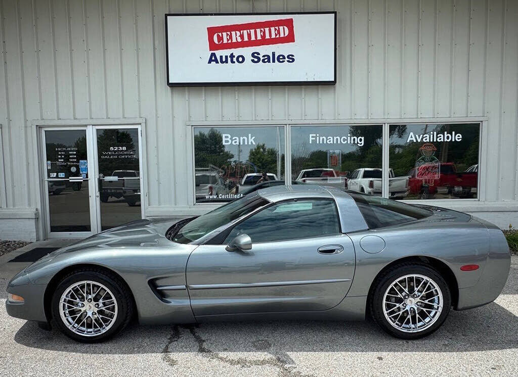 2004 CHEVROLET Corvette
