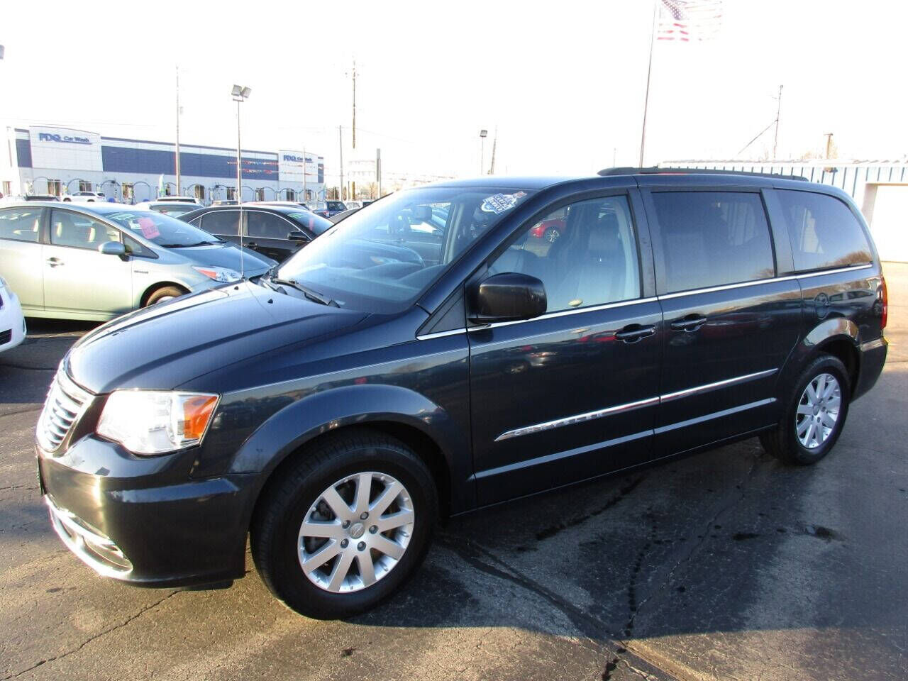2014 CHRYSLER Town and Country