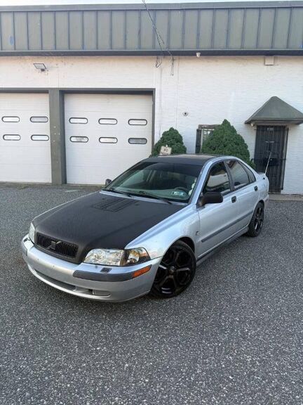 2001 VOLVO S40