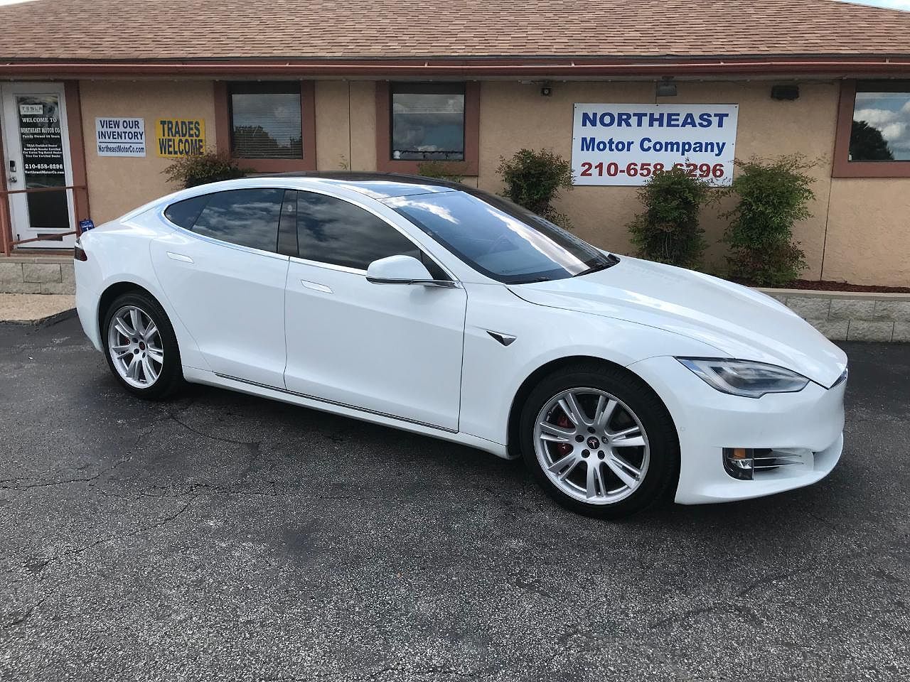 2021 TESLA Model S