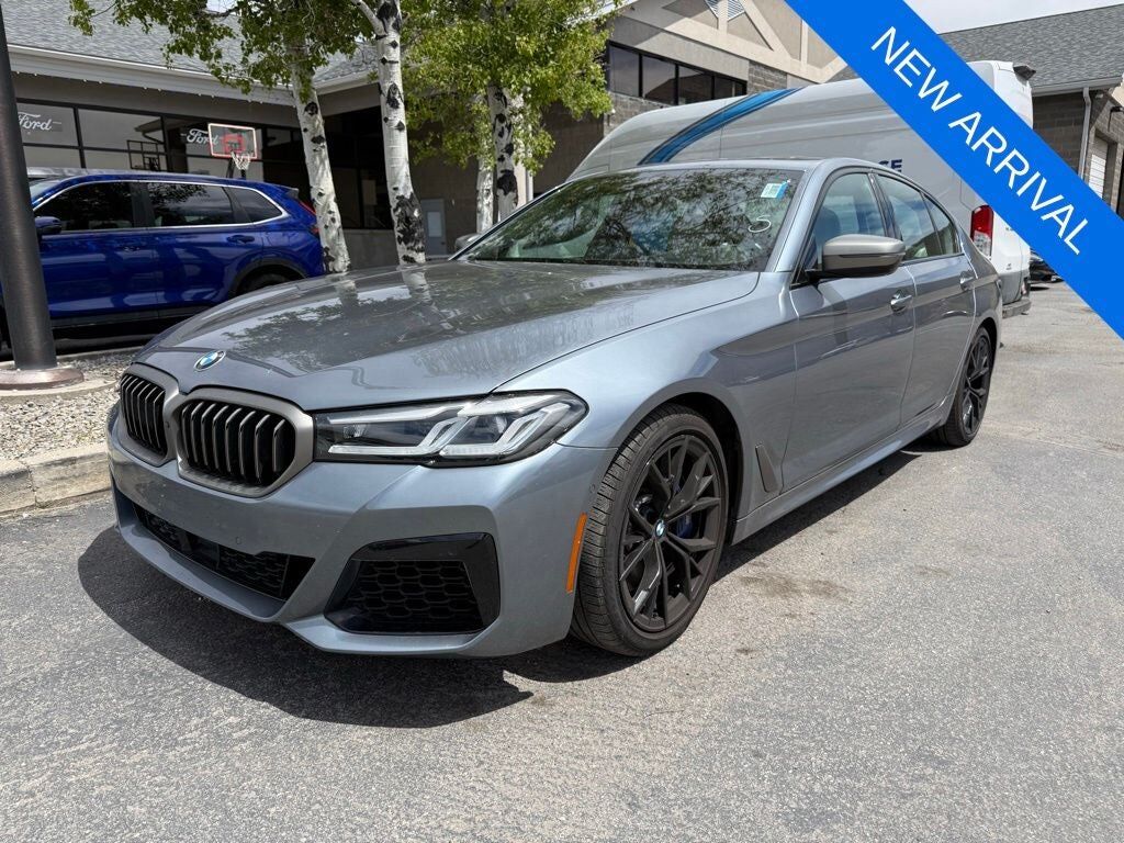 2022 BMW M5