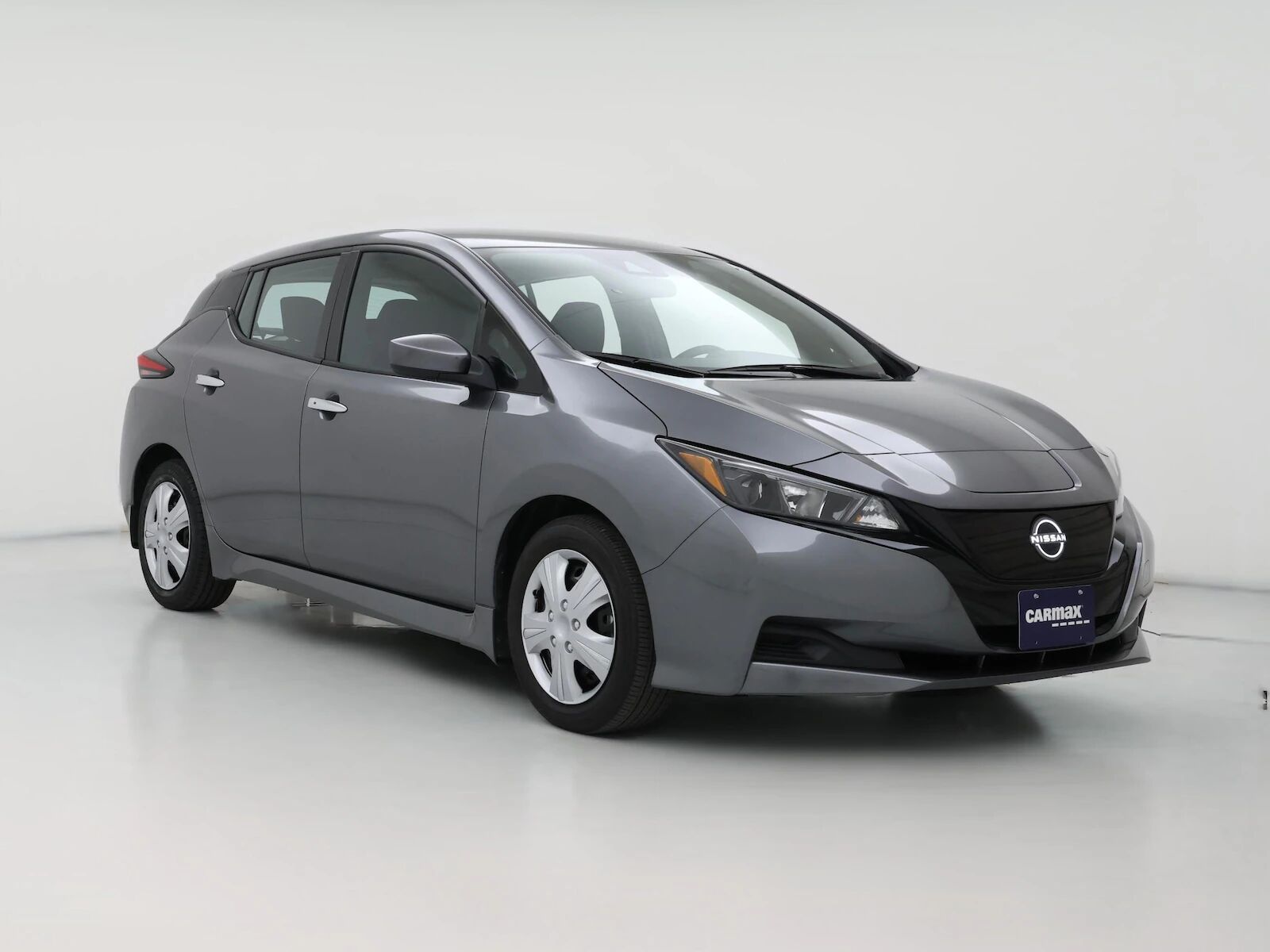 2025 NISSAN Leaf
