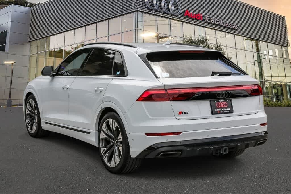 2024 Audi Q8