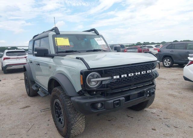 2023 FORD Bronco