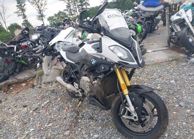 2016 BMW S 1000 XR