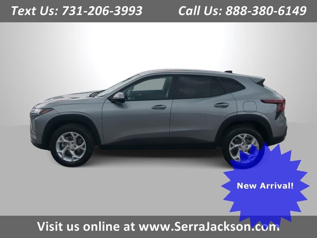 2024 CHEVROLET Trax