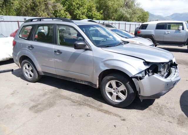 2013 SUBARU Forester