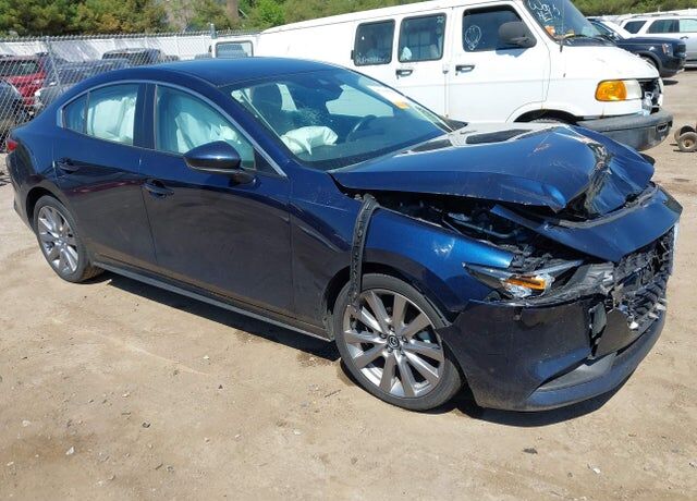 2022 MAZDA Mazda3