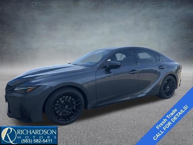2024 LEXUS IS