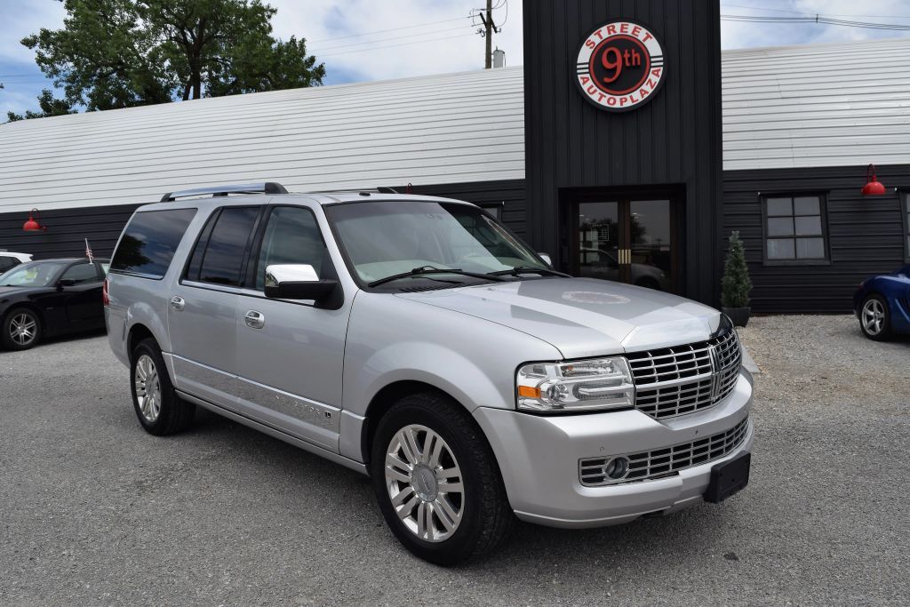 2012 LINCOLN Navigator