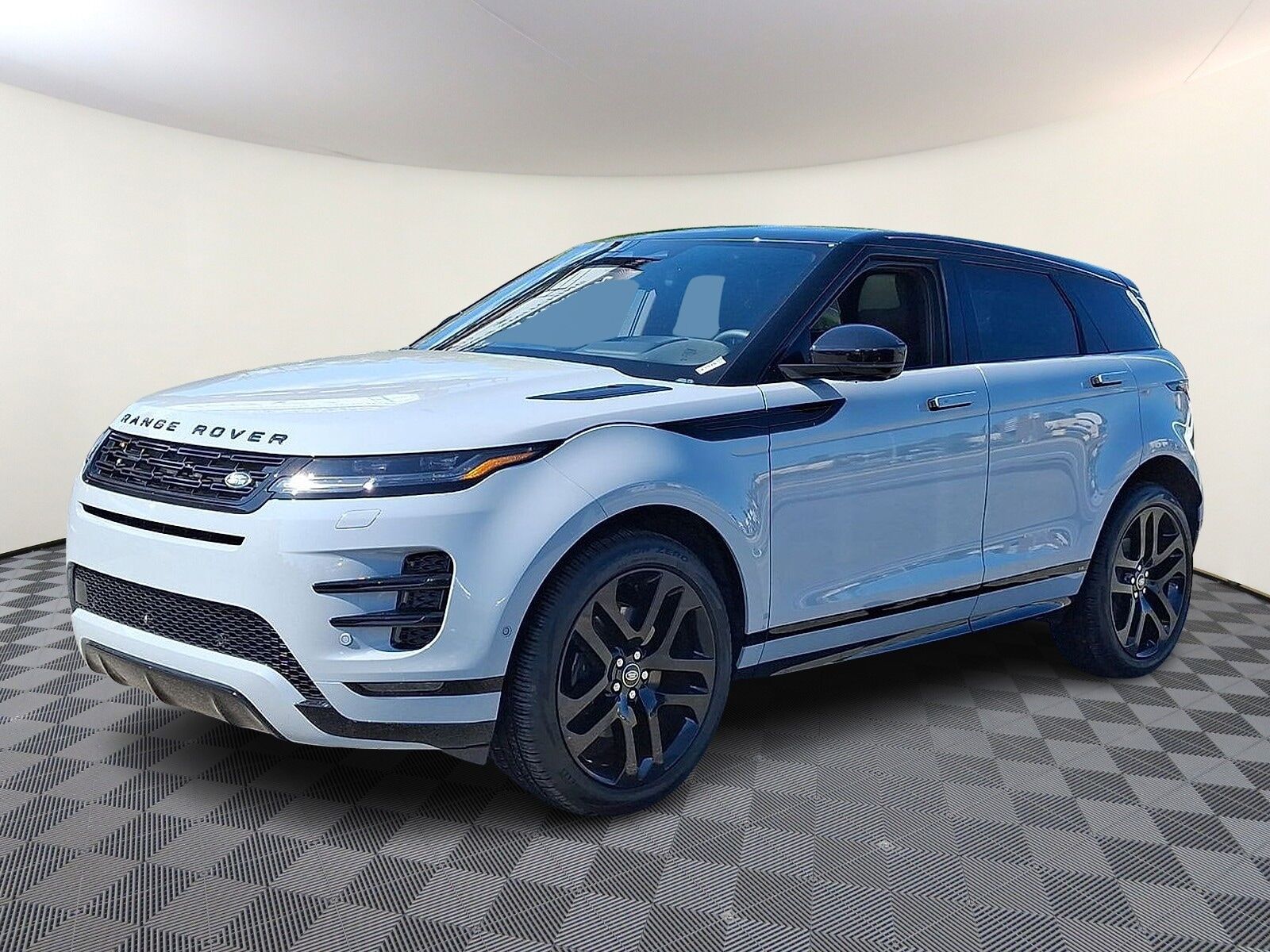2026 LAND ROVER Range Rover Evoque