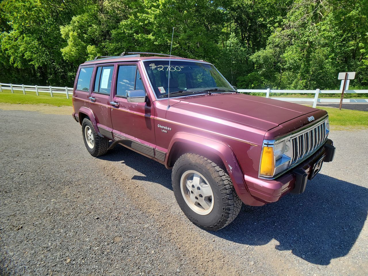 Jeep Cherokee