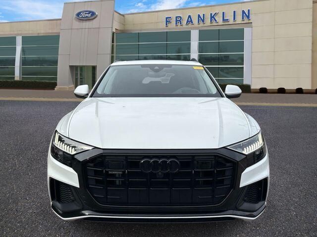 2023 Audi Q8
