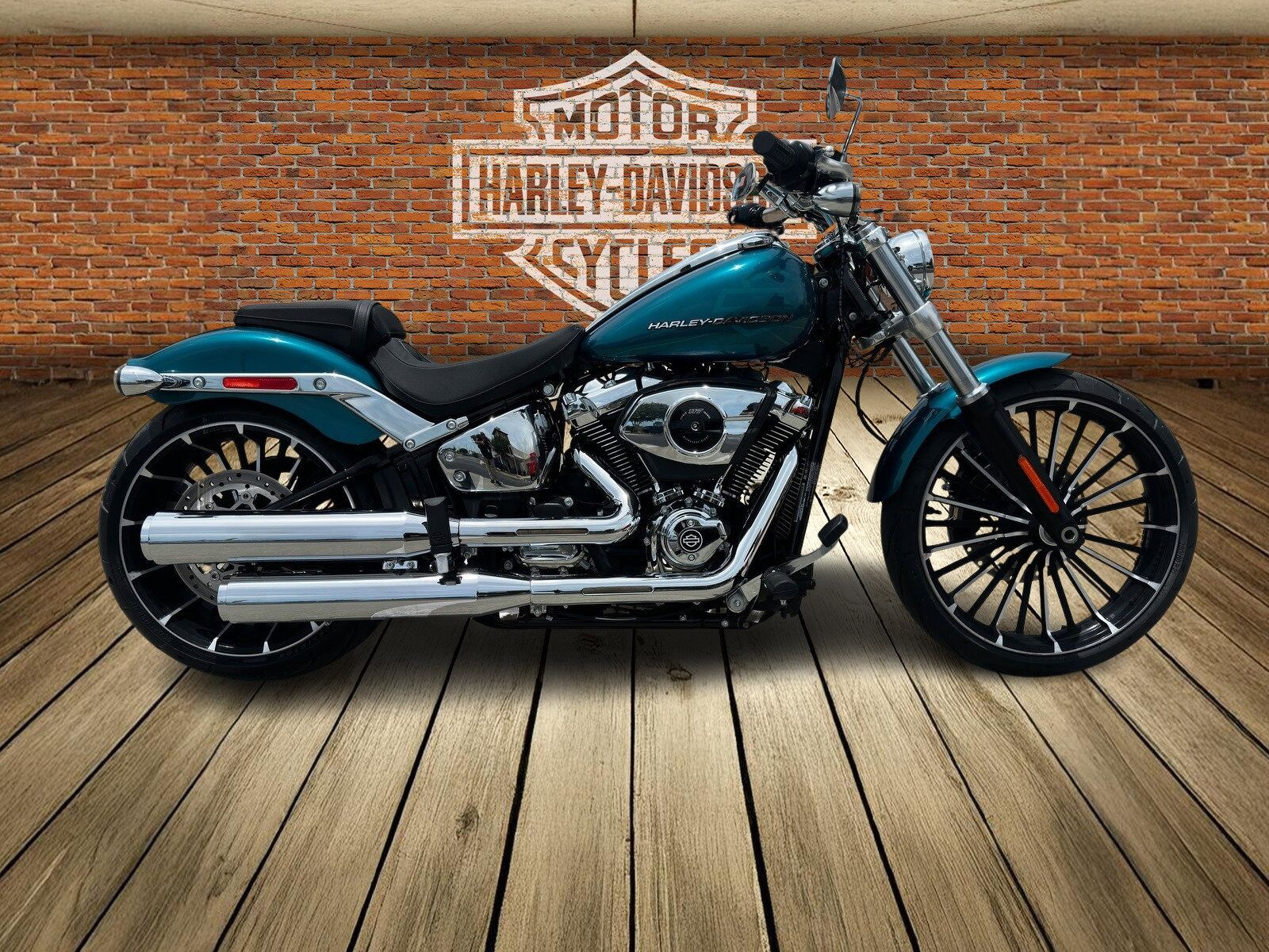2026 HARLEY-DAVIDSON Breakout