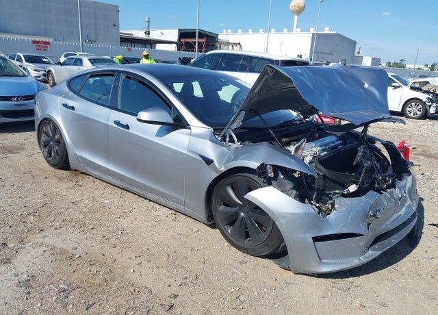 2024 TESLA Model S