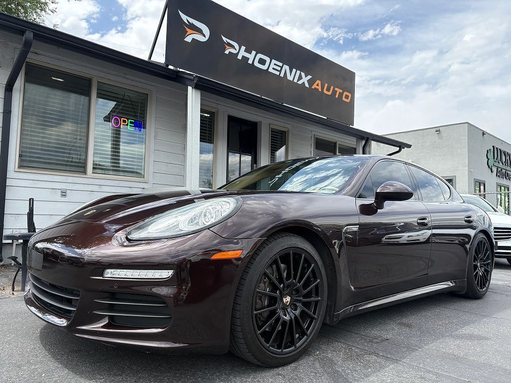 2014 PORSCHE Panamera