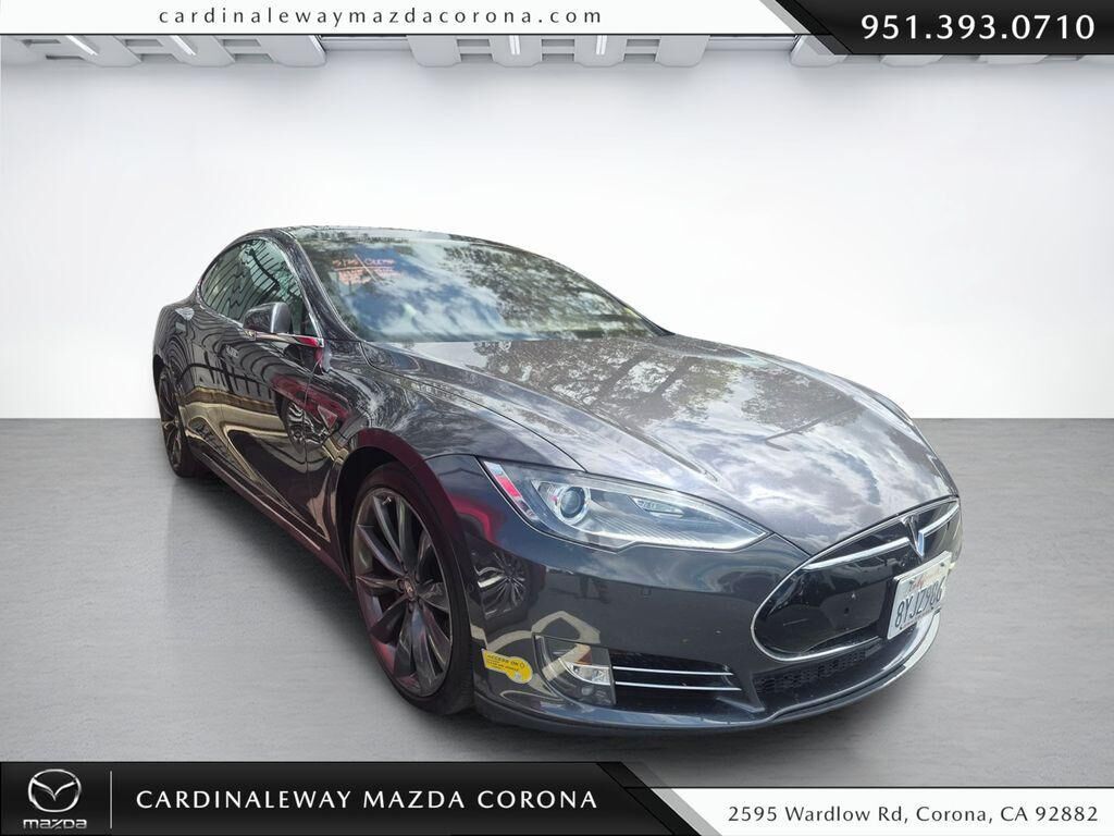 2016 TESLA Model S