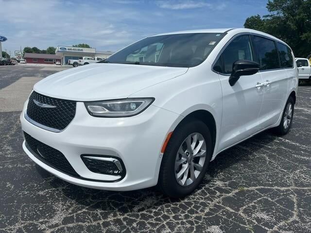 2025 CHRYSLER Pacifica