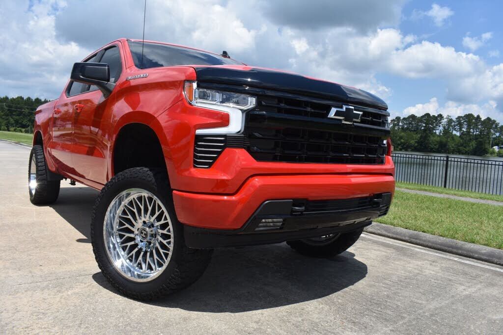2023 CHEVROLET Silverado