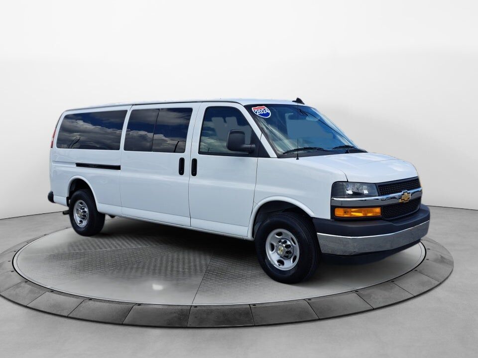 2024 CHEVROLET Express