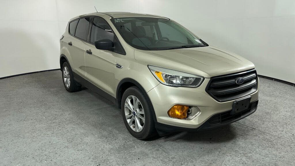 2017 FORD Escape