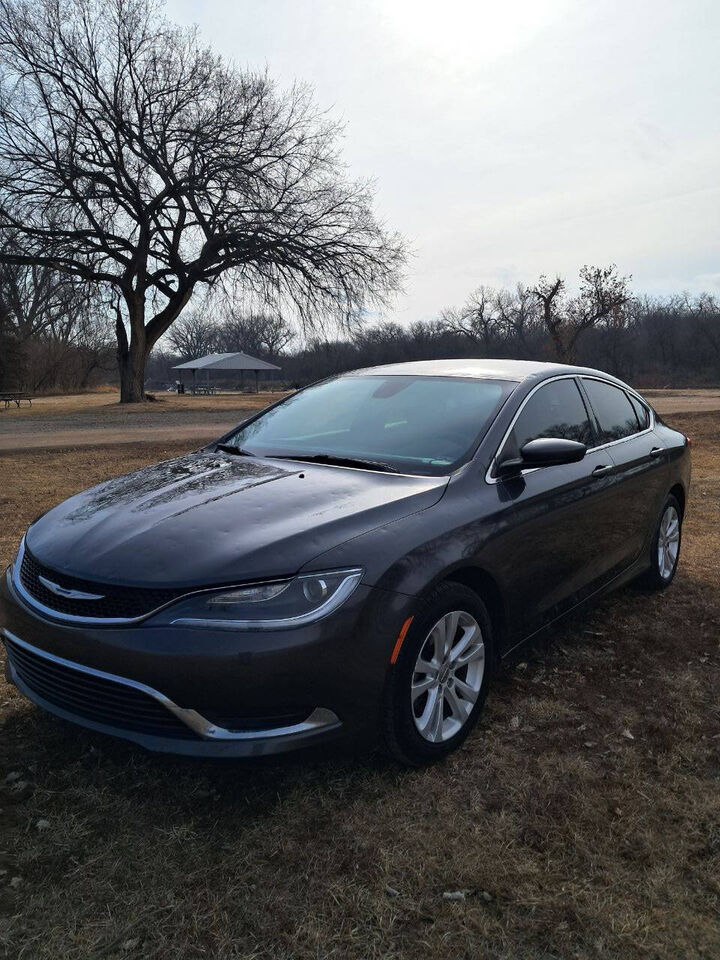 2016 CHRYSLER 200