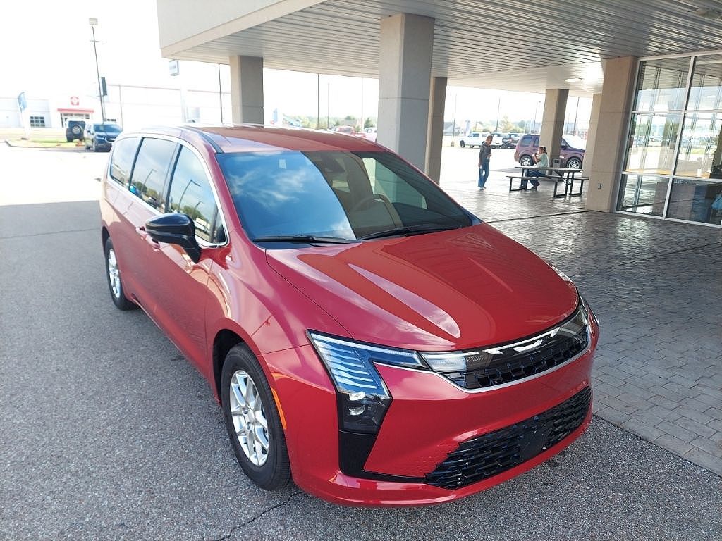 2027 CHRYSLER Pacifica