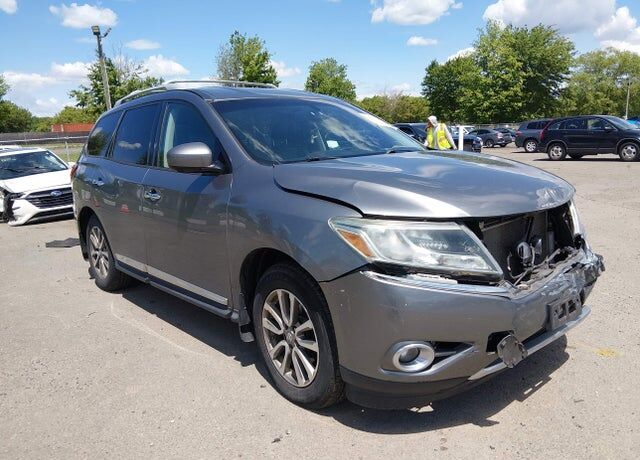2015 NISSAN Pathfinder