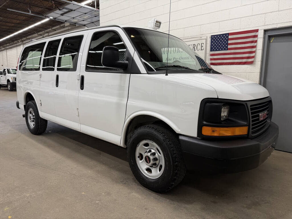 2015 GMC Savana
