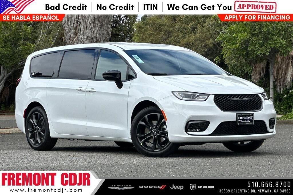2026 CHRYSLER Pacifica