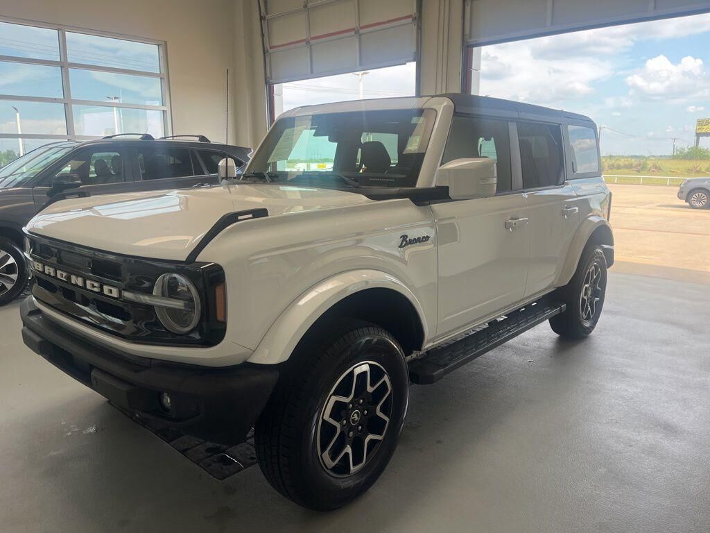 2022 FORD Bronco