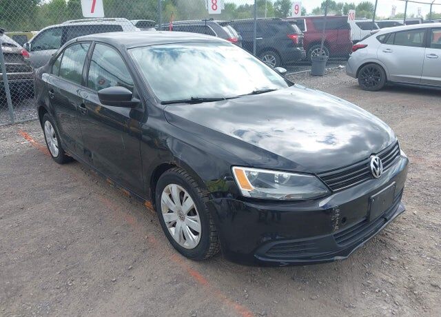 2011 VOLKSWAGEN Jetta